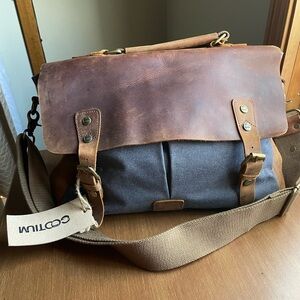 NWT Leather and Canvas Messenger Laptop Crossbody Satchel